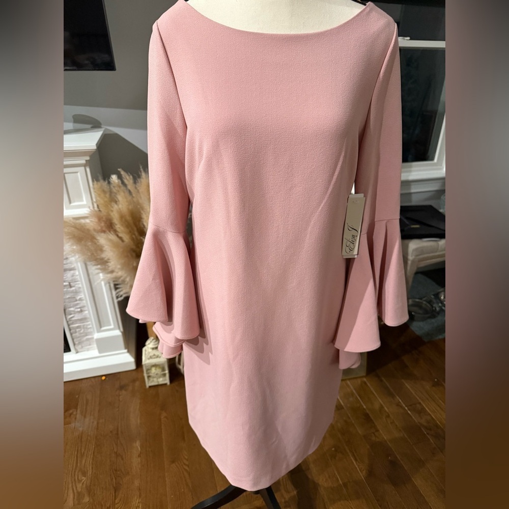 Gorgeous  Eliza J Pink Long Sleeve Size 8 BNWT
